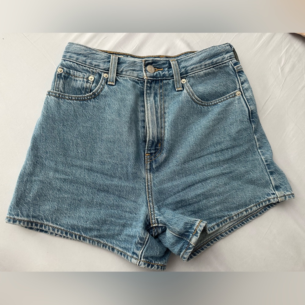 Vintage Levi shorts. Soft but sturdy!